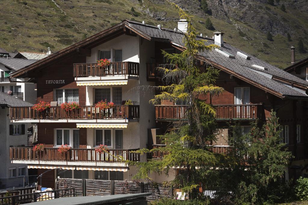 Swissflair Apartments Zermatt Zimmer foto