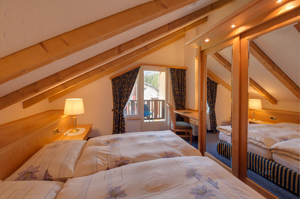 Swissflair Apartments Zermatt Zimmer foto